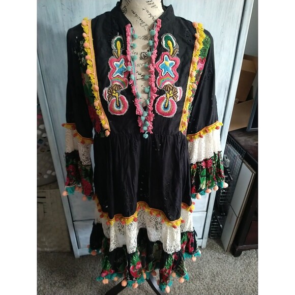 Love Positano Fringed Embroidered Flared Sleeve Dress Boho Cottage Core Feminine - Picture 2 of 15
